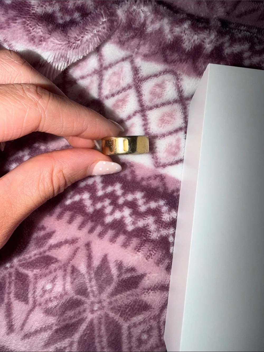 Oura ring gold